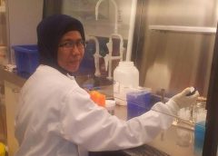 Penelitian Dosen Universitas Malahayati, Modifikasi Benang Operasi Berlapis AgNPs dengan Kayu Putih atasi Infeksi